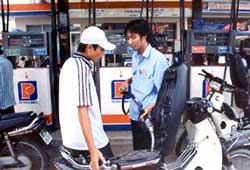 Benzene pollution from poor-quality gasoline?