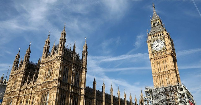 Big Ben clock tower will stop for 4 years