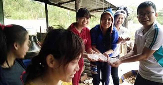 Big hail 'never seen' lasted two hours in Quang Nam