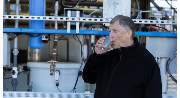 Bill Gates brought the device of manure to clean water to Africa