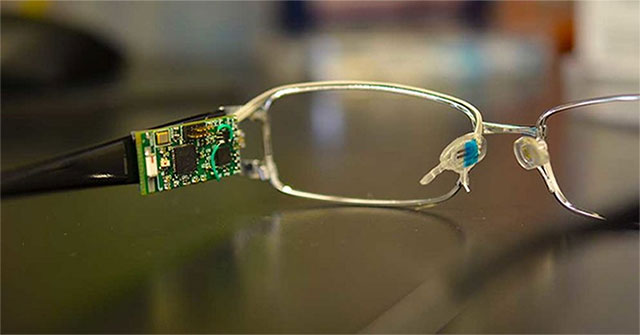 Biological sensors on frames help control blood sugar