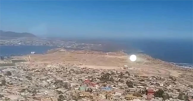 Block of light suspended like alien objects in Chile