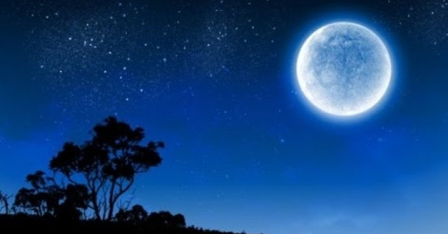 Blue moon and Mars together illuminate tomorrow night sky
