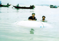 Boat float safety for seafarers