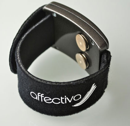 Bracelet detects poor teacher