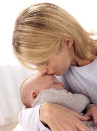 Breastfeeding is much higher than the risk of swelling of the lungs and middle ear infection