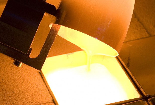 Build robots to help analyze and develop new types of glass