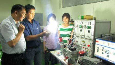 'Burn' water to generate electricity