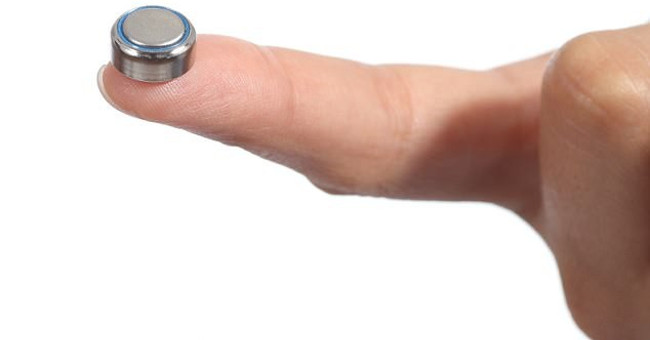 Button pin - 'Assassin' is dangerous for young children