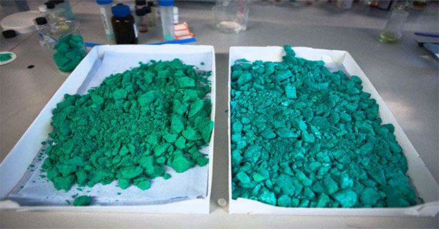 By attaching to a dehumidifier, nanomaterials can create water from 'nothingness'.