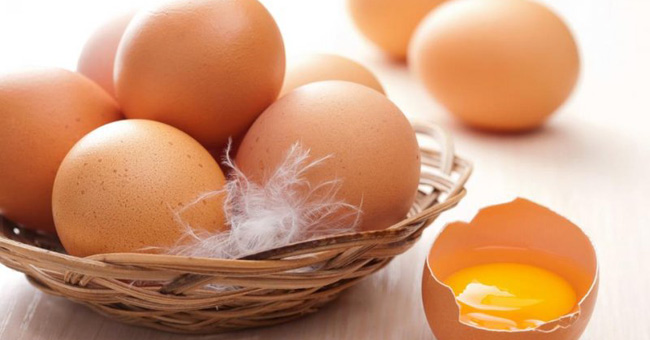 Chicken eggs should not be eaten when there is a fever