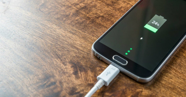 Chilean professor makes devices that charge phones with earthquakes