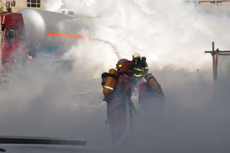 China: ammonia gas leak, 200 poisoning people