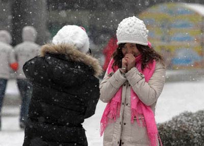 China closed airports for snow storms