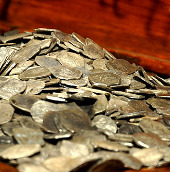 China discovered 3.5 tons of vault
