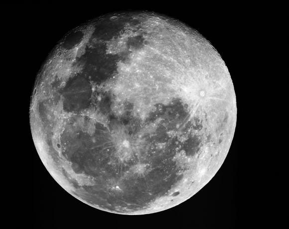 China dreams of flying to the moon