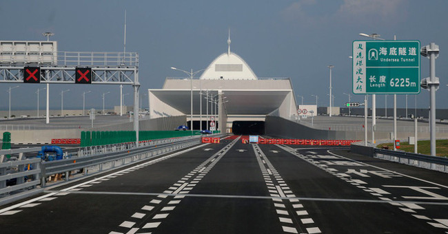 China opens the world's longest seaport bridge, connecting Hong Kong and Macau