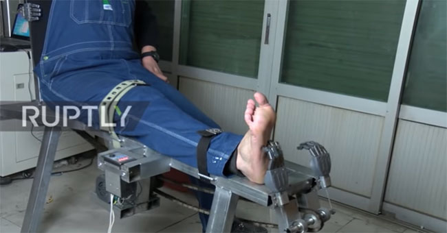 Chinese inventors 'suck' millions of fans through crazy inventions