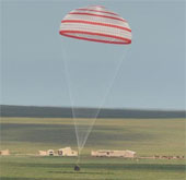 Chinese spacecraft returns to earth