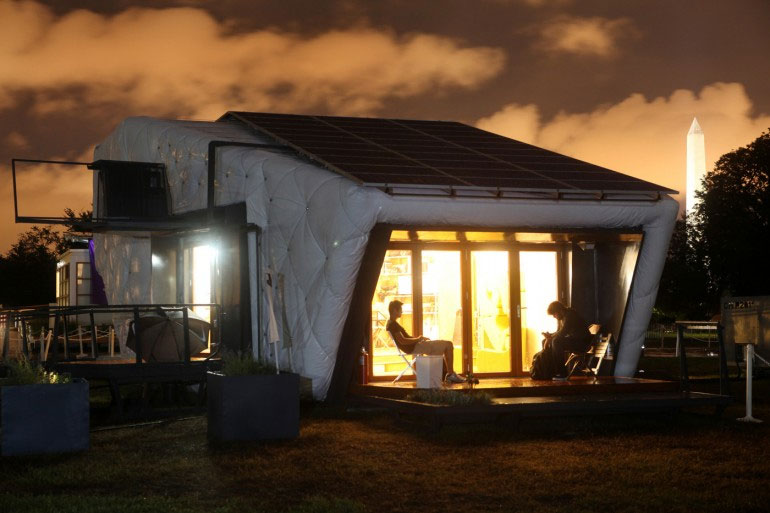 Chip House - The house automatically uses solar energy