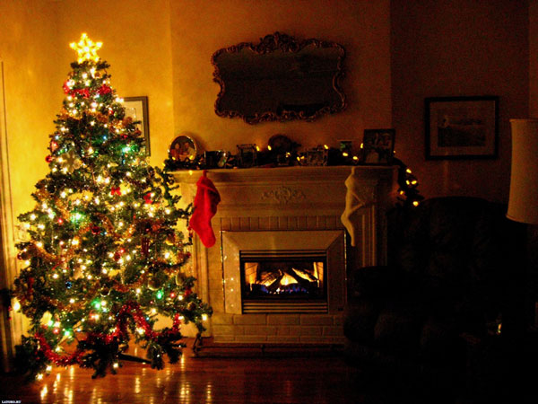 Christmas tree is also dangerous
