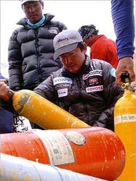 Clearing garbage on Mount Everest