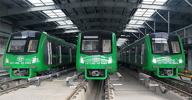 Close inside of Cat Linh - Ha Dong railway before the test run