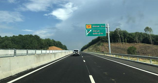 Close to Da Nang - Quang Ngai highway 34.5 trillion before September 2 traffic