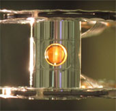 Control laser fusion reaction