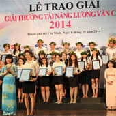 Cotton bathing from loofah fiber won the first prize in Luong Van Can talent contest