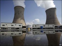 Create clean water thanks to the waste heat of nuclear power plants
