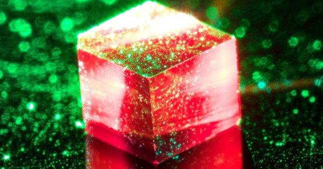 Create synthetic diamonds that help find life on another planet