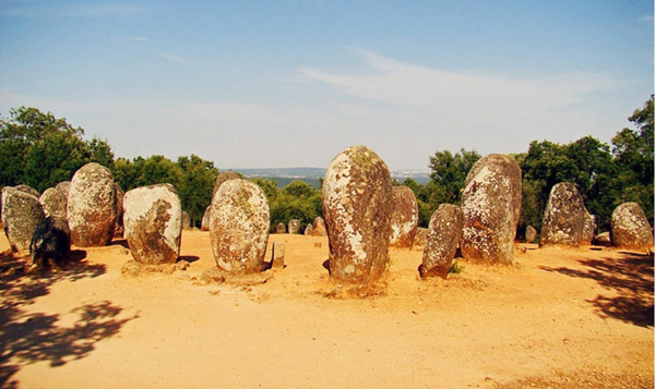 Cromlec stone rings and legends of mystical women