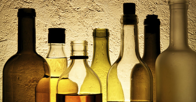 Dangerous death from methanol in smuggled alcohol