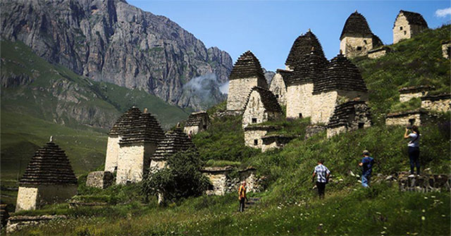 'Dead city' in Russia with 10,000 remains from the Middle Ages