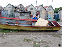 Dean Storm moved at 204km / h to hit the Caribbean