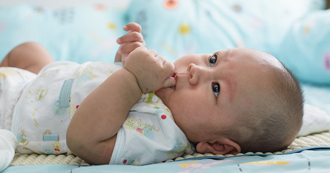 Decode the habit of sucking hands in children