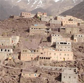 Decode the source of giant pebbles in Morocco