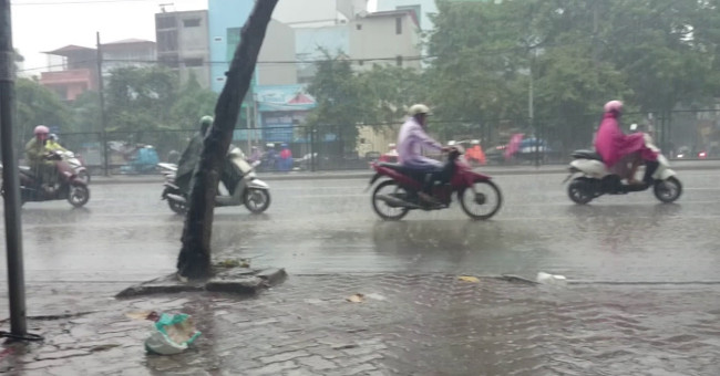 Decoding Hanoi cold rain in mid-summer
