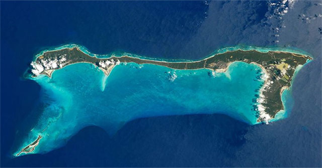 Deep blue of sea water is a sign of death