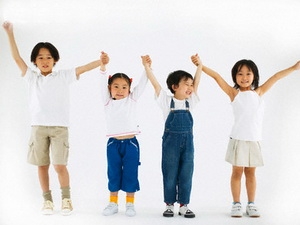 Detecting 180 gene variants regulating height
