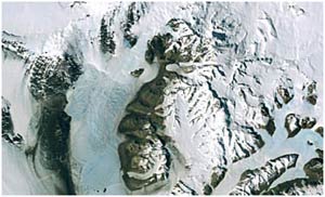 Detecting active volcanoes in the Antarctic