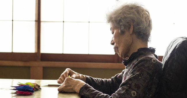 Detecting Alzheimer's early tens of years before getting sick