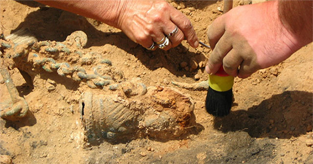 Detecting ancient human remains 1.8 million years in Indonesia
