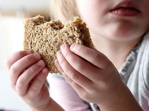 Detecting mechanisms to inhibit food allergies