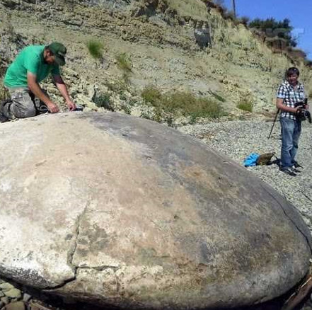 Detecting millions of years old flying saucer of aliens?