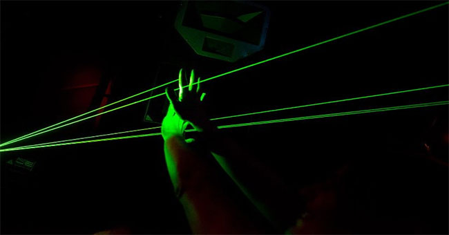 Detecting the effect of reducing the neuropathy of blue light