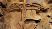Detecting the precious weapon of Qin Shihuang