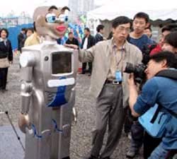 Develop technology for manufacturing robots
