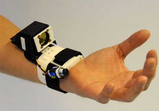 Digits - remote control bracelet